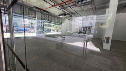 The M (D7), Retail #593650361